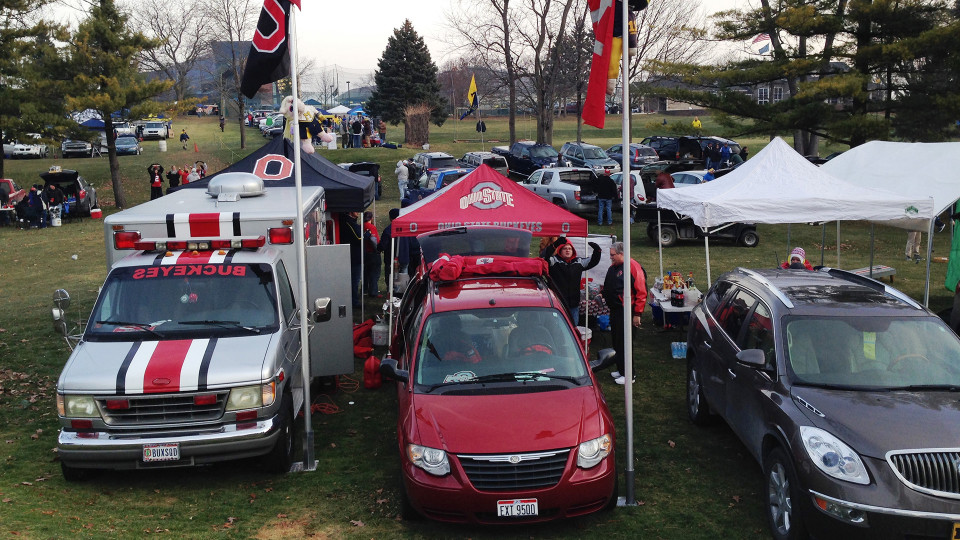 Tailgating cars